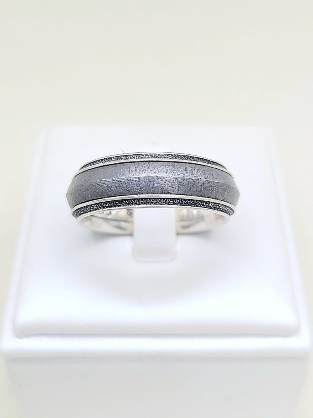 David Yurman Meteorite Knife Edge Band Ring - 7.5mm - Size 11
